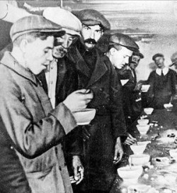Soupe populaire pour chômeurs à New York en 1929