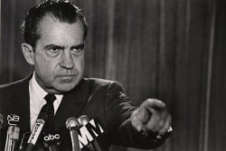 Richard Nixon, Président des Etats-Unis, clame son innocence lors de son discours "I'm not a crook"