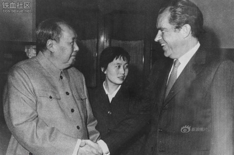 Mao Zedong et Richard Nixon lors de la diplomatie du ping-pong