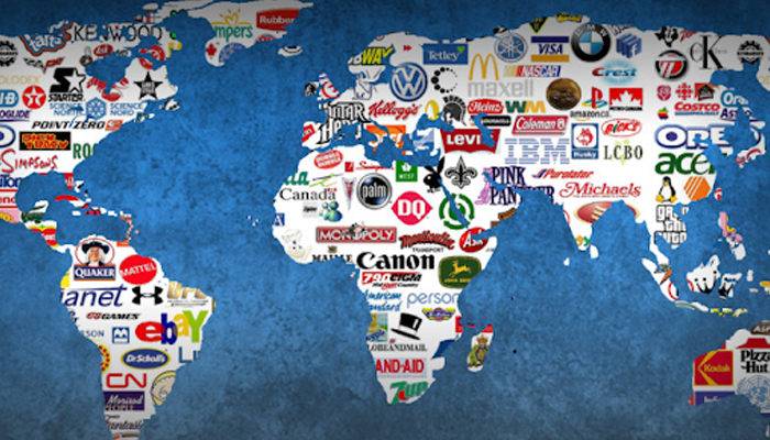 Une carte du monde où les logos de grandes firmes figurent en lieu et place des Etats