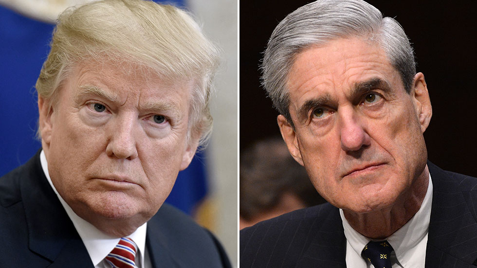 Un portrait de Donald Trump et de Robert Mueller