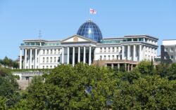 Le palais cérémonial de Géorgie abrite l'administration présidentielle. 