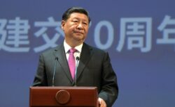 Xi Jiping, septième président de la République populaire de Chine et quatorzième secrétaire général du Parti communiste chinois. 