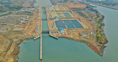 Canal de Panama, écluses.