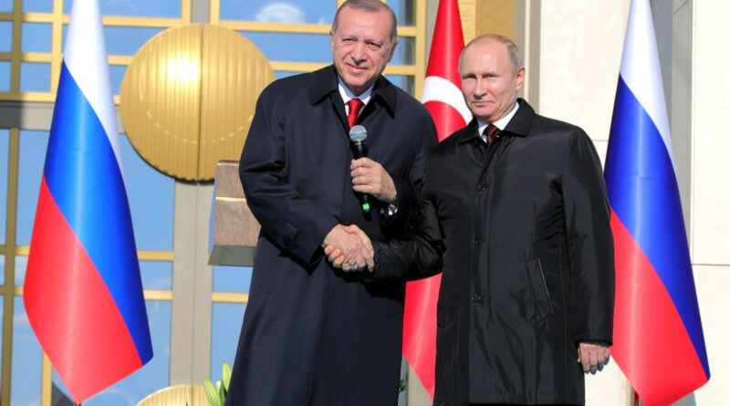 Poutine et Erdogan à l'inauguration de la centrale nucléaire d'Akkuyu.